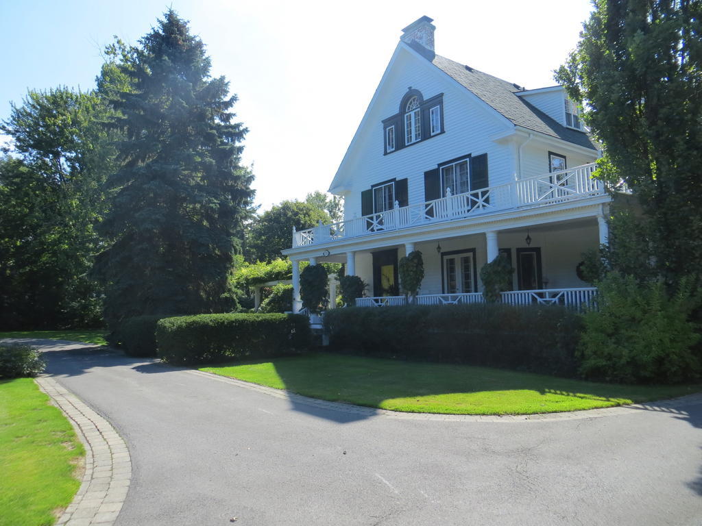 Lakewinds Country Manor Bed & Breakfast Niagara-on-the-Lake Ngoại thất bức ảnh