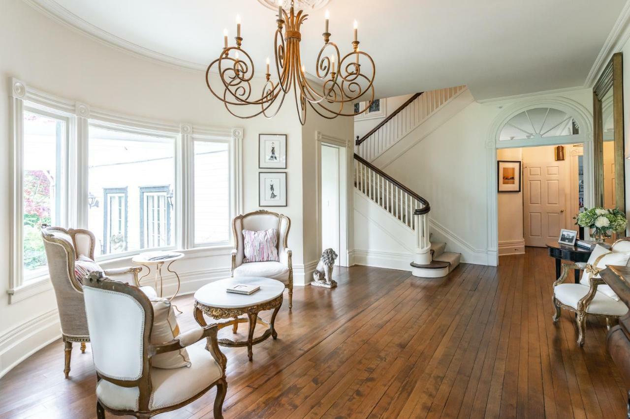 Lakewinds Country Manor Bed & Breakfast Niagara-on-the-Lake Ngoại thất bức ảnh